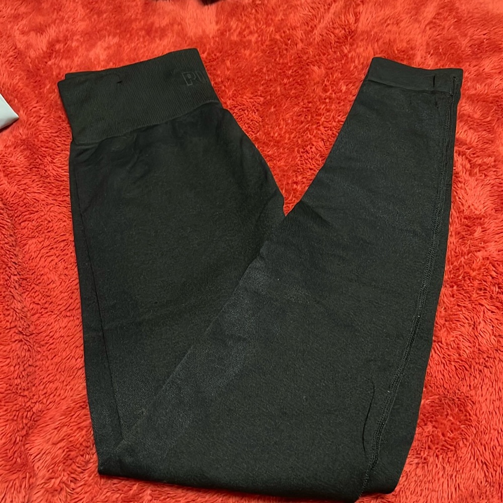 VS Pink Seamless Leggings
